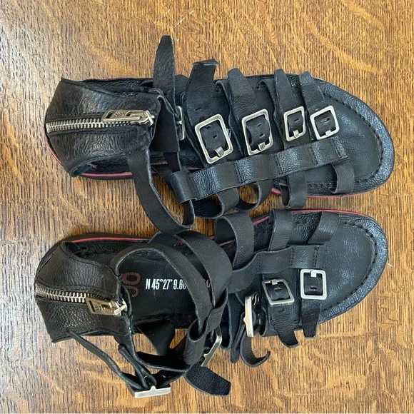 RARE A.S. 98 BLACK LEATHER BRANTLEY BUCKLE CAGE EDGY WOMENS 42 GLADIATOR SANDAL
